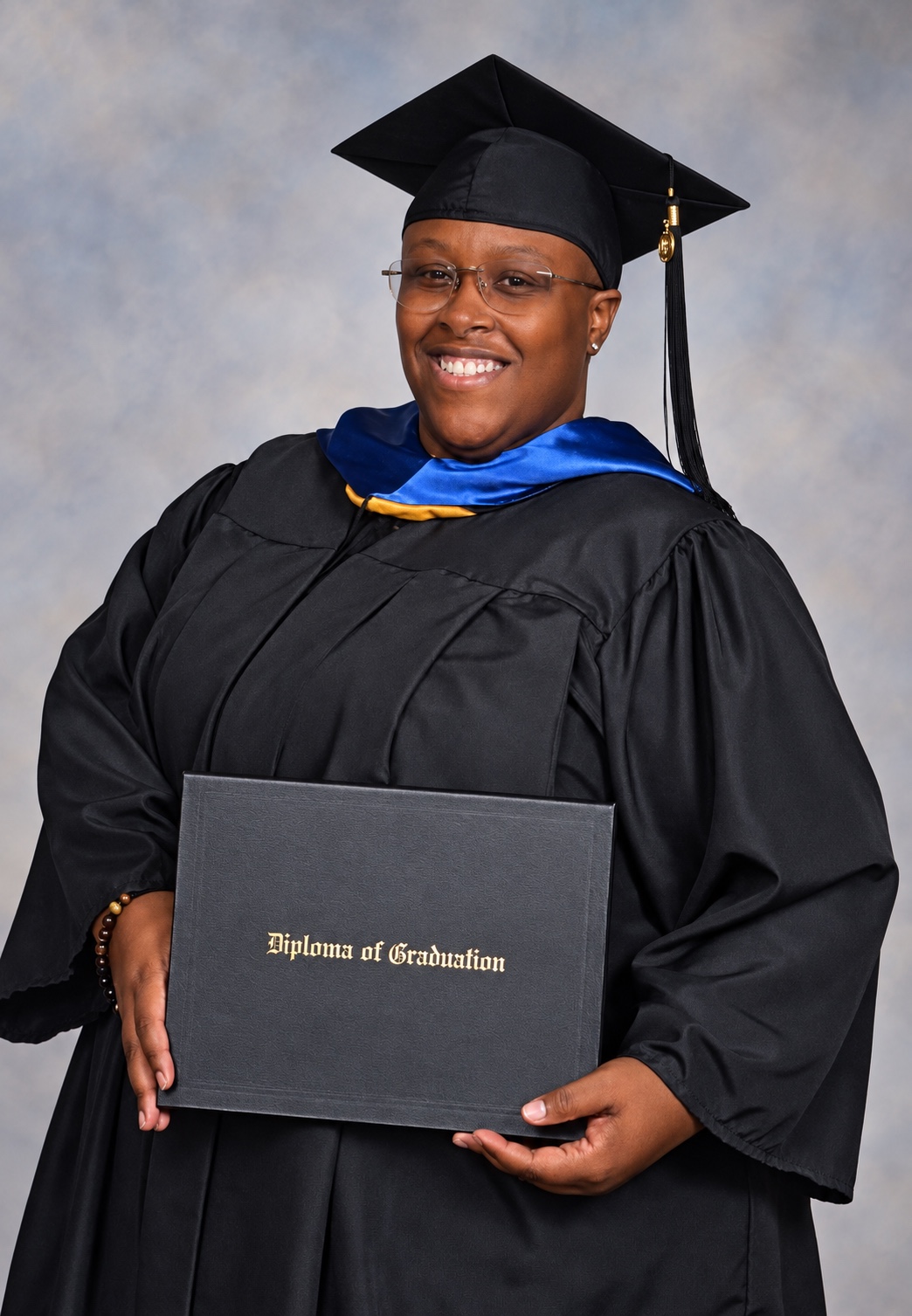Jaiβs graduation portrait